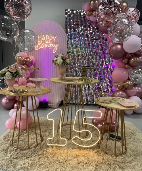 15 ANOS, BALÕES ROSA