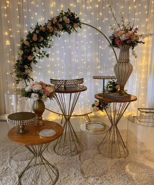 ARCO COM FLORES, CASAMENTO